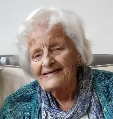 Foto mevrouw Kortenoever[9]